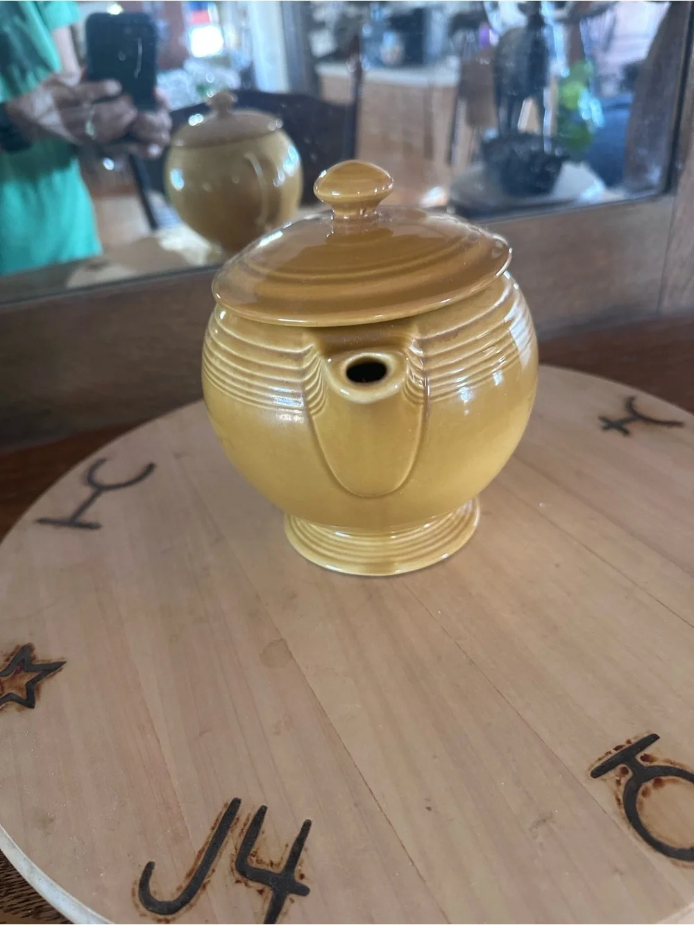 Sunny Yellow Ceramic Teapot with Ribbed Detail